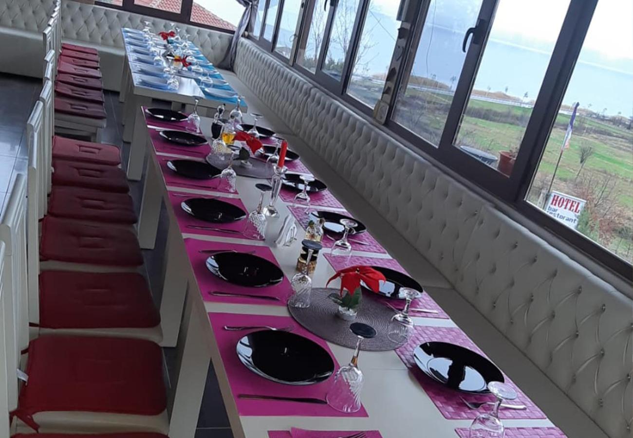 Hotel Villa Stone Dream Bar Restaurant Udenisht Экстерьер фото