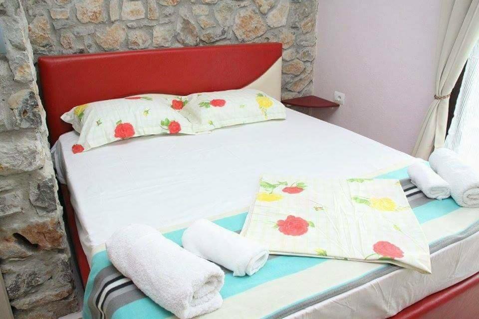 Hotel Villa Stone Dream Bar Restaurant Udenisht Экстерьер фото